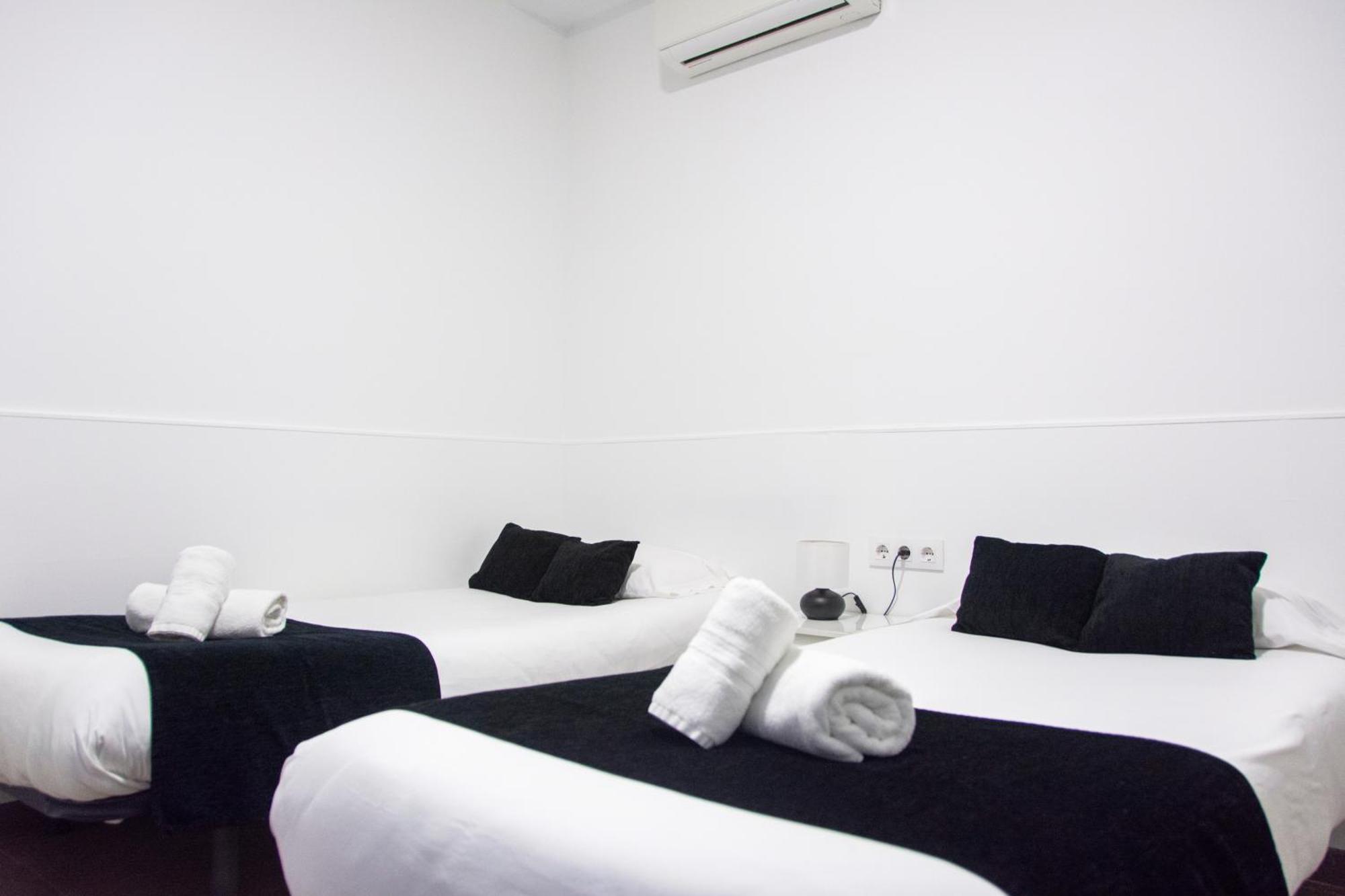 Laramond Barcelona Rooms Exterior foto